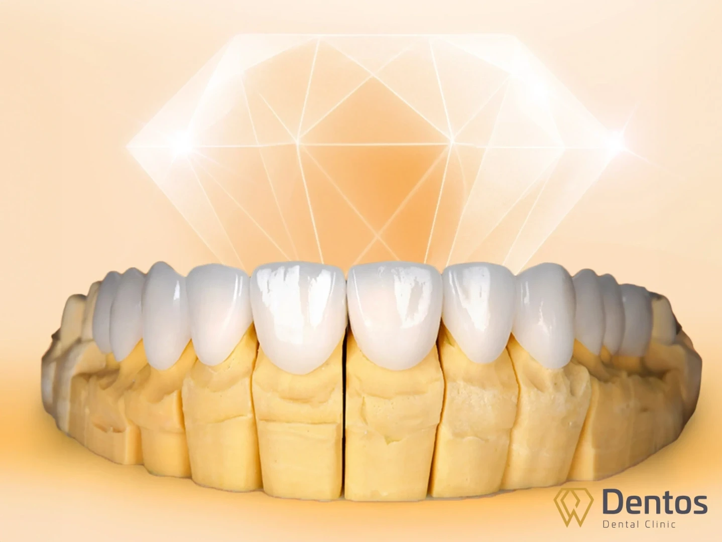 Bề mặt răng sứ DDBio mịn màng và vân răng tinh xảo, không bị thô ráp, gợn tay